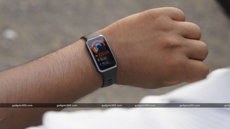 huawei_band_10_review_ndtv_main_1753373541218.jpg