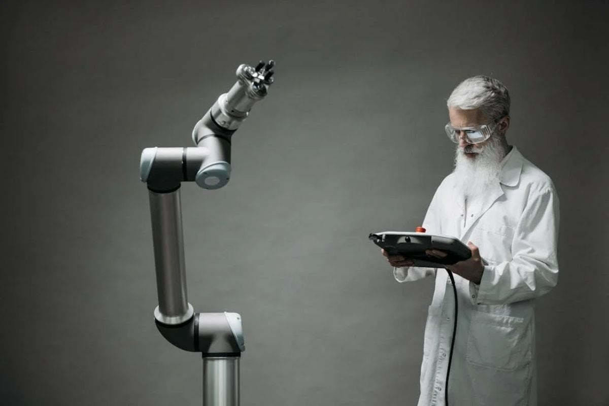 ai_robot_pexelspavel_danilyuk_1754914264288.jpg
