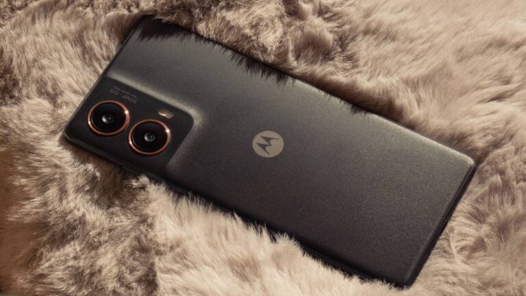 motorola_g85_big_main_gadgets_360_1754375785288.jpg