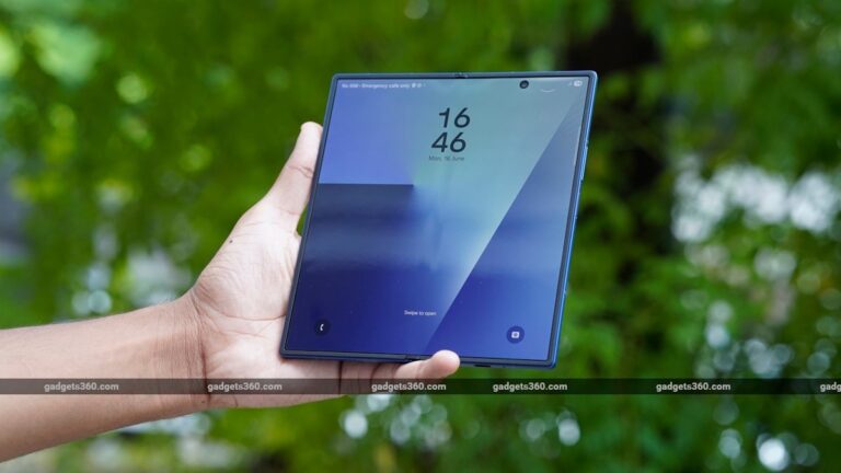 samsung-galaxy-z-fold7-review1_1754750418081.jpg