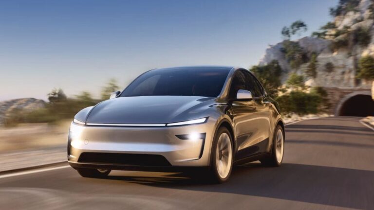 tesla_model_y_1752559322908.jpg